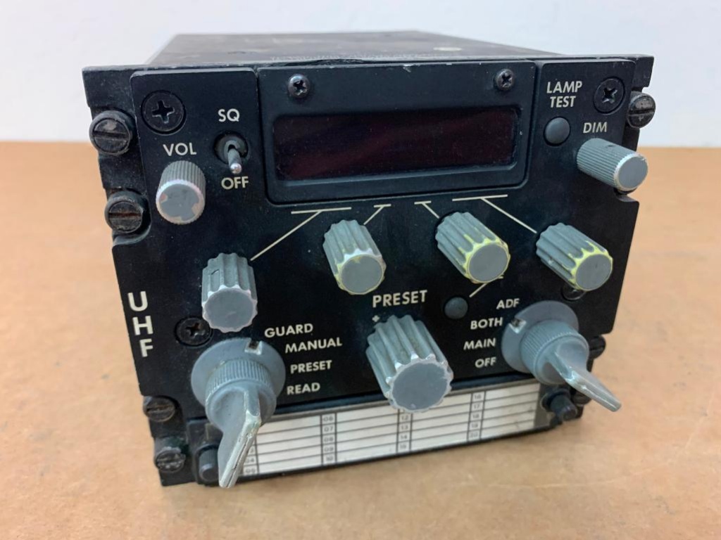 COLLINS AN/ARC-159(V)1 UHF RADIO RECEIVER-TRANSMITTER 622-1524-021 (AR) |  Cars & Vehicles Airplanes & Helicopters Aircraft Parts & Accessories |  Online Auctions | Proxibid