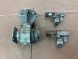 (LOT) A330 VALVES (1) HTE900162, (2) 86500-109