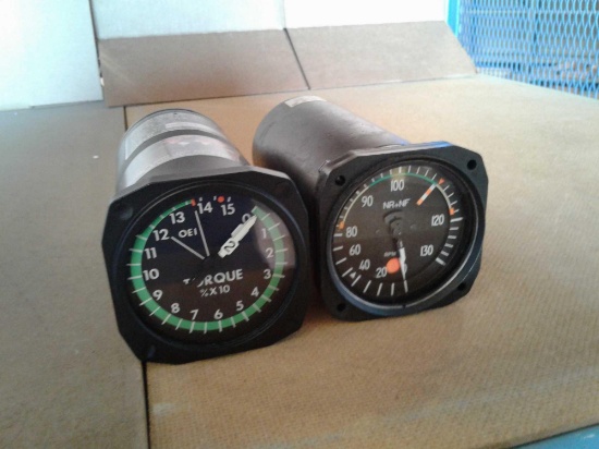 AGUSTA 109 DUAL TACH INDICATOR 13DC02A-TYP776 / 109-0729-30-3 (OVERHAULED) & DUAL TACH 61474-130-1 /