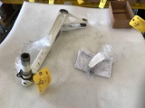 AW 139 L/H TRAILING ARM 1656A1100-01 (A/R) & SCISSOR COUPLING 3G6230A03752 (REMOVED/WORN)