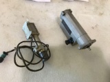 SUPER PUMA ACTUATORS 016MBX02 & 176185 (A/R)