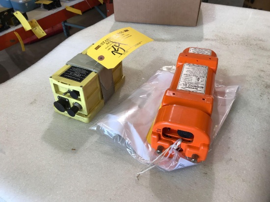 406 MHZ ELT 453-5061 & KANNAD CS144-A NAV TO ELT INTERFACE S1825502-02
