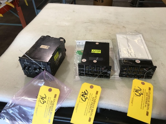 AS332 AUTOPILOT CONTROL PANEL 418-00453-102 (REPAIRABLE) & FUEL CONTROL PANEL, 748940-3 (REPAIRED)