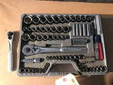 CRAFTSMAN SOCKET & RATCHET SET