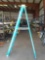 WARNER 8' FIBERGLASS LADDER