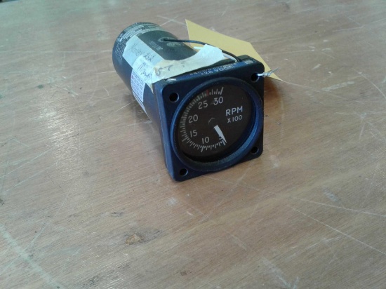 B&D 2 INCH TACHOMETER 0520-006L8