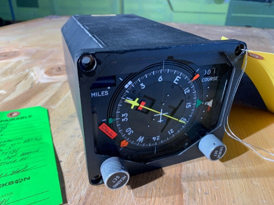ASTRONAUTICS HORIZONTAL SITUATION INDICATOR 133640