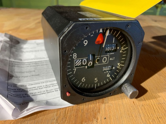 IDC ENCODING ALTIMETER 518-28007-204 (INSPECTED)