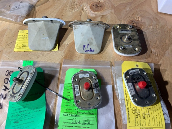 (LOT) GPS & TRANSPONDER ANTENNAS (2) AT575-32PW, (1) AT575-90W, (1) AT1675-0W-TNCF-000-RG-36-NN, (2)