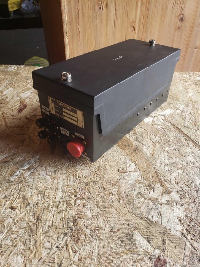 EMERGENCY LIGHT BATTERY SUPPLY 330A67-3301-01