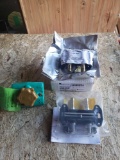 BATTERY CONNECTORS 6707902000/620A (2 NEW) & A/R CONNECTOR 102-71-300-9947