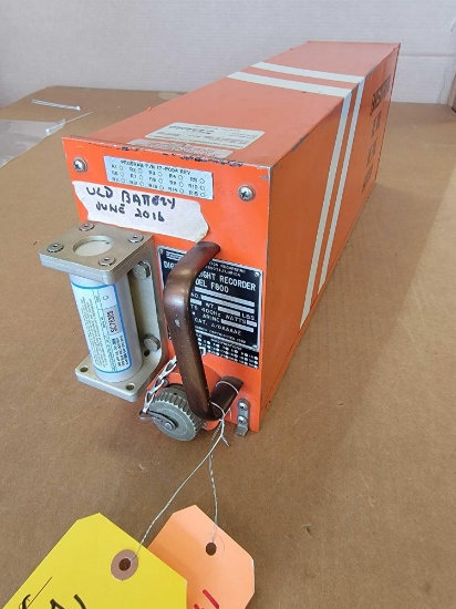 FAIRCHILD F800 DIGITAL FLIGHT RECORDER 17M604-00