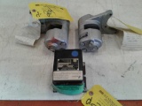 LOT OF ROTORBRAKE CALIPERS & GENERATOR STATIC VOLTAGE REGULATOR 39-371-105-000 (DUE INSPECTION)