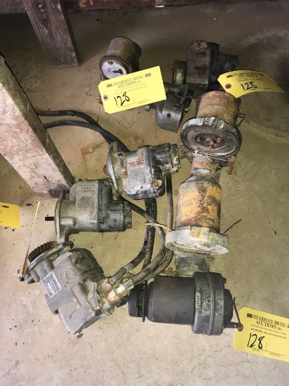 (LOT) FAIRBANKS & MISC. ANTIQUE MAGNETOS