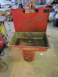 ELECTRIC BARREL TOP PARTS WASHER (MAY NEED NEW PUMP)