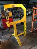 CENTRAL MACHINERY MDL 68385 ENGLISH WHEEL, 28