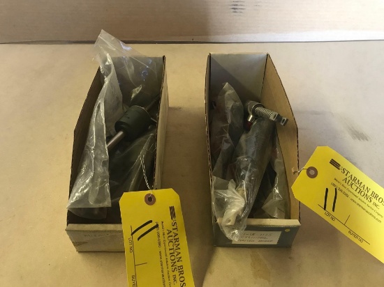 BOXES OF MASTER CYLINDERS VI-15-1125, 4408B3 & MISC