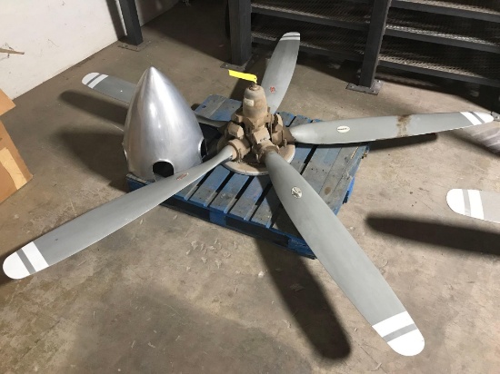 5 BLADE HARTZELL PROPELLER WITH SPINNER