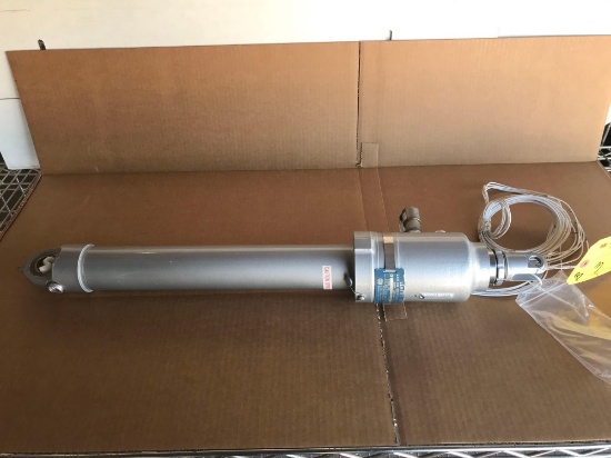 LEARJET MAIN GEAR ACTUATOR, 2327100-030, S/N KI-0089 (OVERHAULED)