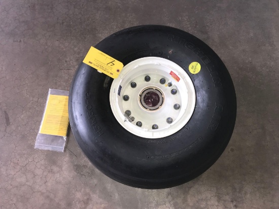 757 NOSE WHEEL AND TIRE ASSY 3-1423-2 (OVERHAULED BY DALLAS CENTERLINE 2018)