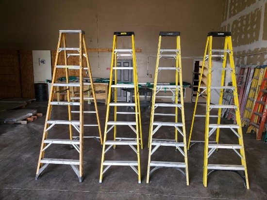 8 FT FIBERGLASS STEP LADDERS