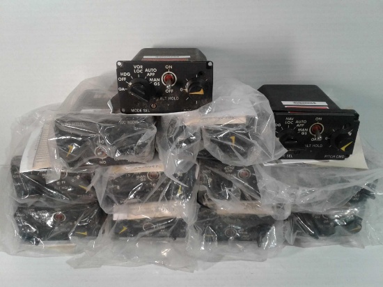 COLLINS 614E-10 & -10D FLIGHT DIRECTOR CONTROLLERS 622-0917-002, 522-4655-001 WITH REMOVAL TAGS