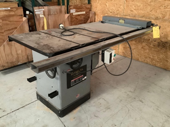 DELTA PLATINUM EDITION UNISAW WITH TABLE EXTENSION