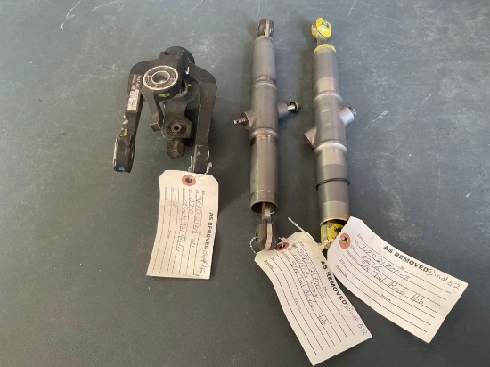500D TAIL ROTOR HUBS 369D21700-3 & FORK ASSY 369D21701-21