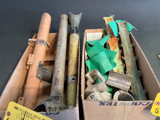 BOXES OF 369 SKID TUBE LEGS & SKID SHOES