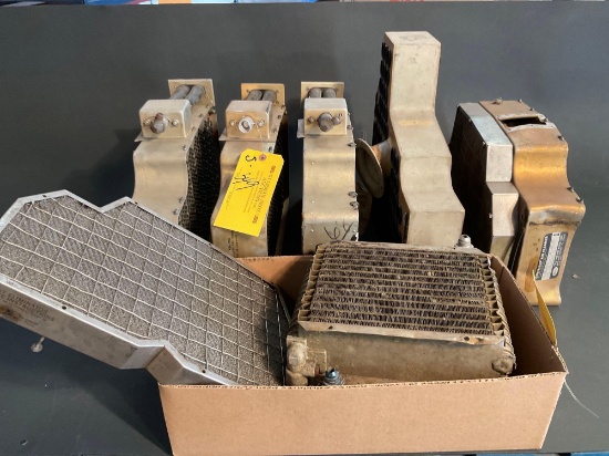 LOT OF 500 AIR CLEANERS & OIL COOLERS