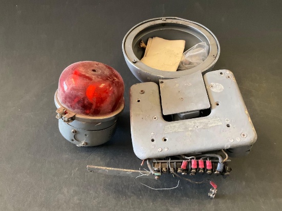 LANDING LIGHT & BEACON FOR PARTS