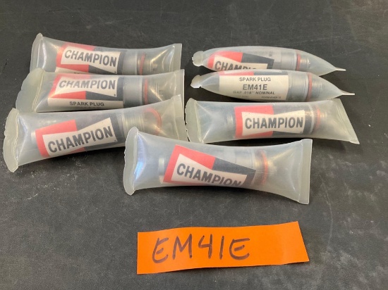 (7) CHAMPION SPARK PLUGS EM41E