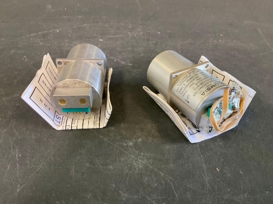 COLUMBIA NAC-80 VERTICAL ACCELEROMETERS 229-0324-010-N & -M (BOTH A/R)