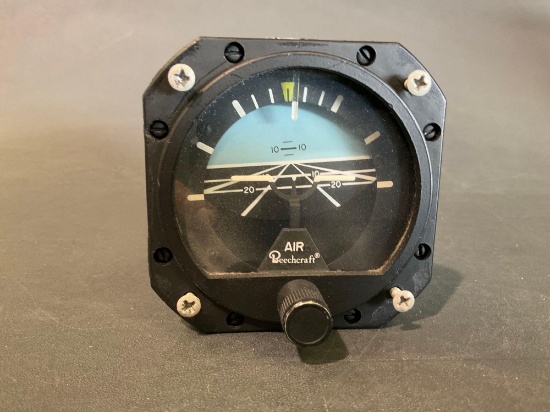 EDO-AIRE 5000B-10 ATTITUDE GYRO 50-384203 ALT # 23-501-016 (A/R)