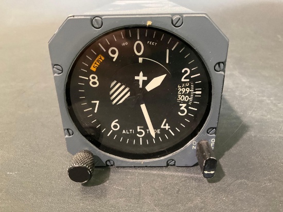 KOLLSMAN SERVOED ALTIMETER B3868910005 (REPAIRED)
