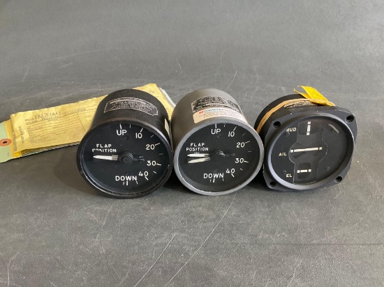 CONTROL SURFACE INDICATORS 15105-1G-A1 (OVERHAULED) & 8DJ91LAA1