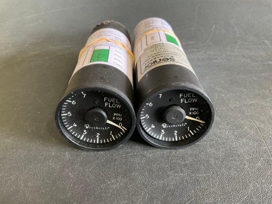 BEECHCRAFT FUEL FLOW INDICATORS PC900-1A0800PH-1-2 (BOTH A/R)