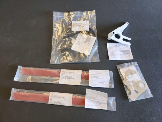 NEW KING AIR/1900 COWL SEALS 118-910049-19, CAM ASSY 115-810038, DETENT STOP 99-524089-1 & SHIELD