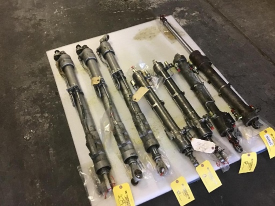 A300 ACTUATORS (3) 30514-111, (2) A5238025001070, (1) A9348215900270, (1) C23132-104