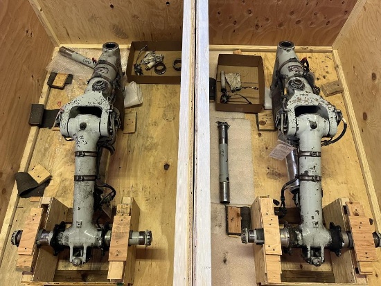 LH & RH MAIN LANDING GEAR (1) 17002-113, (1) 17002-114