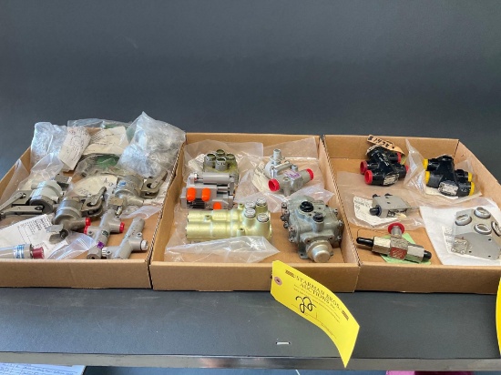 BOXES OF LANDING GEAR & HYDRAULIC VALVES