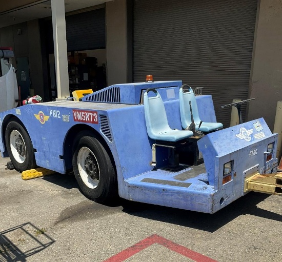 2002 FMC MDL B-350 PUSH BACK TRACTOR