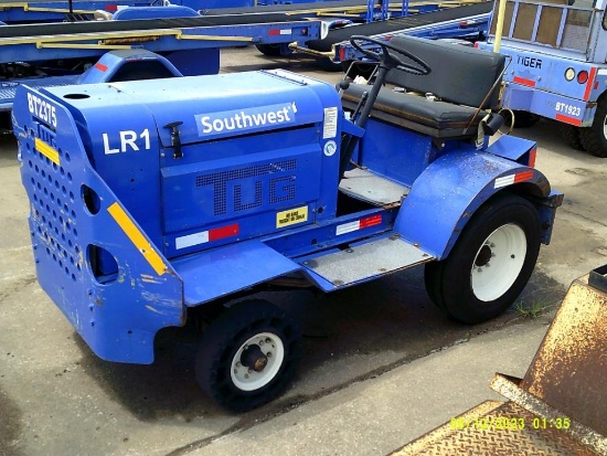 1993 TUG MDL MA30 BAG TRACTOR