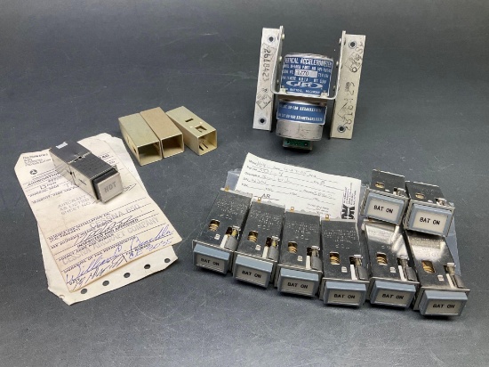ANNUNCIATOR SWITCHES 3321-4 (A/R) CITATION ANNUNCIATOR, SWITCH HOUSINGS & AV-500B ACCELEROMETER