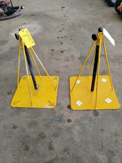 MEYERS 28 INCH TAIL STANDS