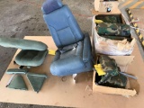 (LOT) SEATS & CUSHIONS