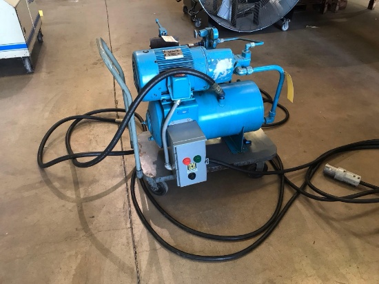 LEARJET 55 HYDAULIC MULE, 5 HP 3 PHASE MOTOR, SPERRY VICKERS PUMP PACK (WORKING WHEN REMOVED FROM