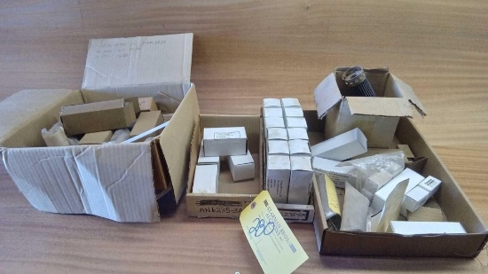 BOXES OF FILTERS 3001436, 897513-1, AN6235-3A & -2A, AN6235-1A, ETC