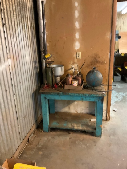 (LOT) BEARING PACKER, BRAKE BLEED POT & FLUID DISPENSERS (LOCAL PICKUP OM;Y/ PACKING NOT AVAILABLE)