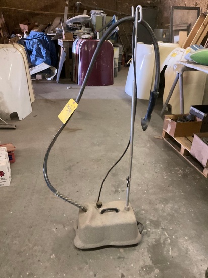 UPHOLSTERY STEAMER (POWERS ON)